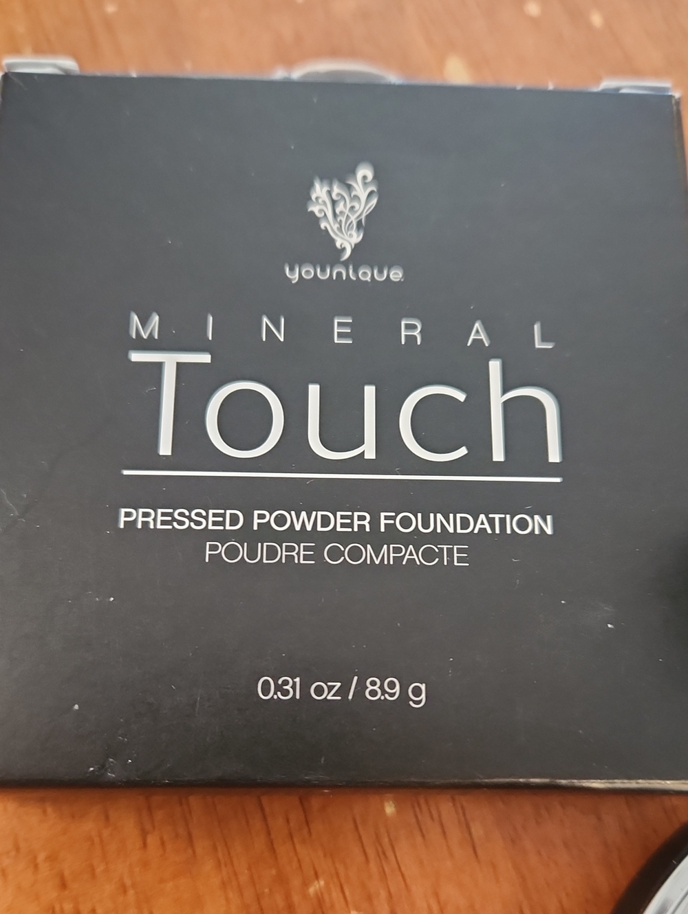 New NIB Younique Mineral Touch Pressed Powder Foundation 0.31 oz – SUEDE